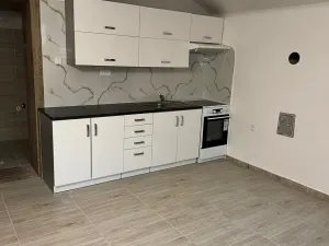 Pronájem bytu 2+kk, Pardubice, Sladkovského, 35 m2