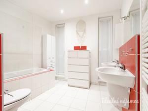 Pronájem bytu 2+kk, Praha - Pitkovice, K dálnici, 70 m2