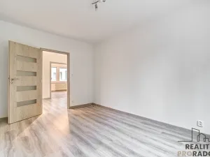 Pronájem bytu 2+1, Frýdek-Místek - Frýdek, Lískovecká, 66 m2