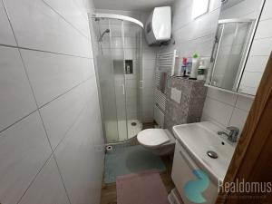 Pronájem chaty, Slavče - Keblany, 40 m2
