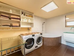 Prodej rodinného domu, Syrovice, 193 m2