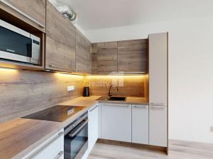 Prodej bytu 1+kk, Humpolec, Na Skalce, 35 m2