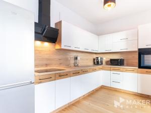 Pronájem bytu 2+kk, Praha - Karlín, Sokolova, 60 m2