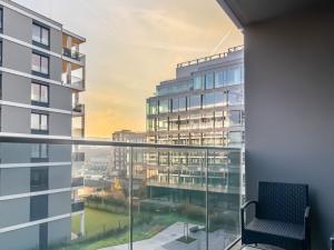 Pronájem bytu 2+kk, Praha - Karlín, Sokolova, 60 m2