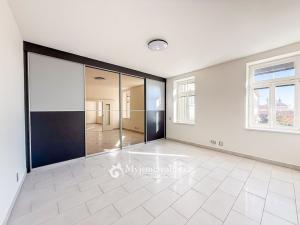 Prodej bytu 4+kk, Znojmo, U Brány, 95 m2