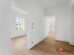 Prodej bytu 2+kk, Jince, Slavíkova, 70 m2