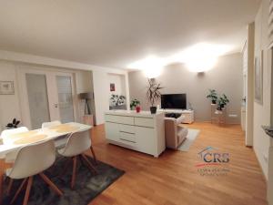 Pronájem bytu 2+kk, Praha - Břevnov, Bělohorská, 65 m2