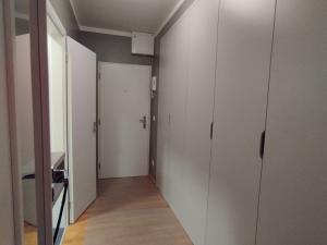 Pronájem bytu 2+kk, Praha - Břevnov, Bělohorská, 65 m2