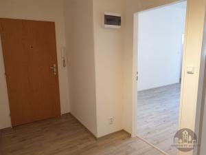 Pronájem bytu 2+1, Praha - Žižkov, Biskupcova, 55 m2