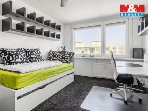 Prodej bytu 3+1, Praha - Řepy, Vondroušova, 75 m2