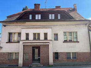 Prodej rodinného domu, Manětín, 250 m2