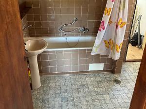 Prodej rodinného domu, Manětín, 250 m2