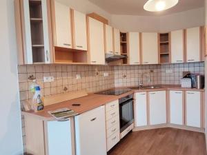 Pronájem bytu 1+kk, Praha - Stodůlky, Wiedermannova, 46 m2