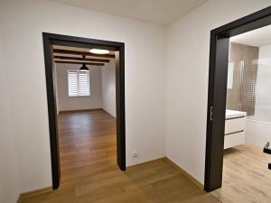 Pronájem bytu 2+kk, Domažlice, Tovární, 48 m2