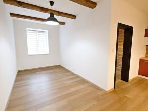 Pronájem bytu 2+kk, Domažlice, Tovární, 48 m2