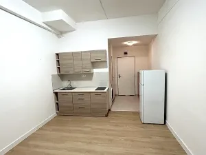 Pronájem bytu 1+kk, Praha - Radotín, Vrážská, 27 m2