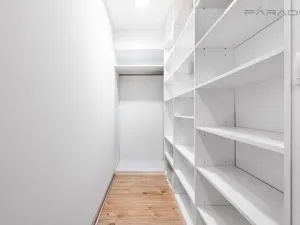 Prodej rodinného domu, Praha, Sukovská, 136 m2