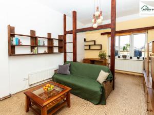 Prodej bytu 3+1, Cheb, Karlova, 102 m2