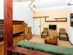 Prodej bytu 3+1, Cheb, Karlova, 102 m2