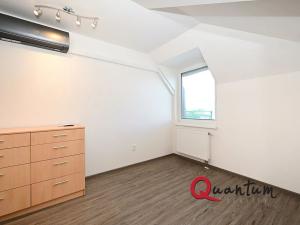 Pronájem bytu 3+kk, Praha - Libeň, Kovanecká, 77 m2