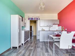 Prodej bytu 2+kk, Ostrava - Výškovice, Lumírova, 50 m2