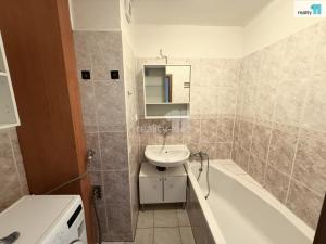 Prodej bytu 3+1, Plzeň - Jižní Předměstí, Schwarzova, 74 m2