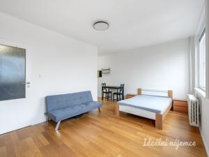 Pronájem bytu 1+1, Praha - Stodůlky, Blattného, 33 m2