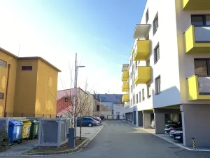 Pronájem garáže, Pardubice - Zelené Předměstí, Bratranců Veverkových, 16 m2