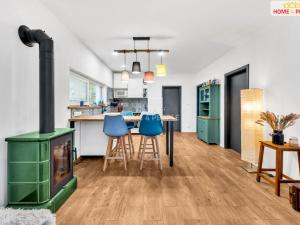 Prodej chaty, Káraný, B. Němcové, 58 m2