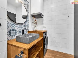 Prodej chaty, Káraný, B. Němcové, 58 m2