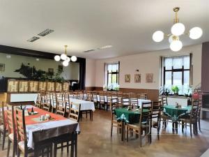 Pronájem restaurace, Písek, Hradiště, 497 m2