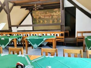 Pronájem restaurace, Písek, Hradiště, 497 m2