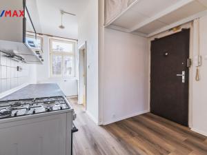 Pronájem bytu 1+1, Praha - Holešovice, Letohradská, 40 m2