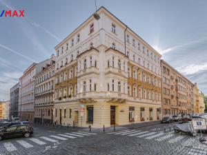 Pronájem bytu 1+1, Praha - Holešovice, Letohradská, 40 m2