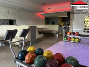Pronájem restaurace, Frýdek-Místek, Pionýrů, 2690 m2