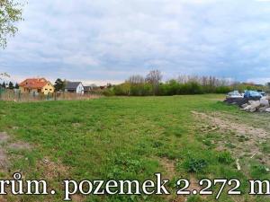 Prodej komerčního pozemku, Úvaly, 2272 m2
