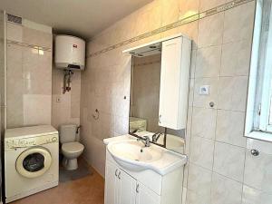Pronájem bytu 2+1, Moravské Budějovice, Jiráskova, 76 m2