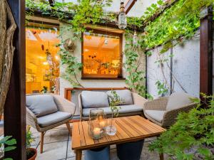 Prodej bytu 4+kk, Praha - Libeň, Nad Okrouhlíkem, 94 m2