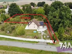 Prodej pozemku pro bydlení, Kněžmost, 1810 m2