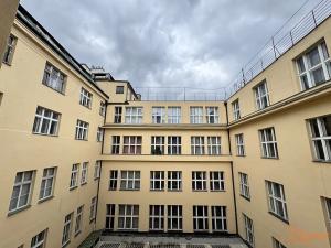 Pronájem bytu 2+kk, Praha - Staré Město, Národní, 65 m2