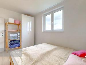 Prodej bytu 4+kk, Vochov, 81 m2
