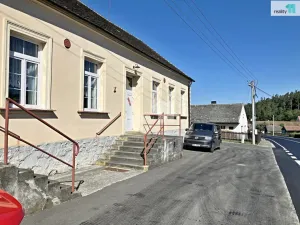 Prodej komerční nemovitosti, Dolce, 471 m2