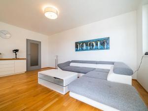 Pronájem bytu 3+kk, Praha - Jinonice, Pod stolovou horou, 82 m2