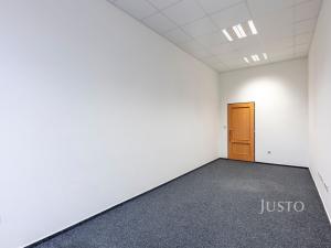 Pronájem kanceláře, Uherské Hradiště, Masarykovo náměstí, 19 m2