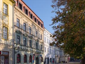 Pronájem kanceláře, Uherské Hradiště, Masarykovo náměstí, 19 m2