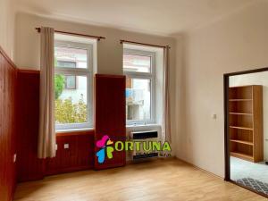 Pronájem bytu 1+kk, České Budějovice, Klaricova, 32 m2