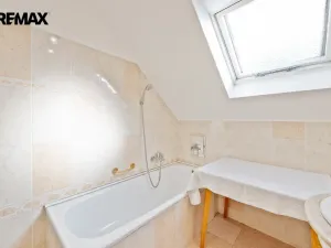 Prodej rodinného domu, Suchdol - Vysoká, 256 m2