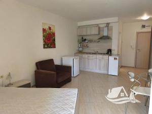 Prodej bytu 1+kk, Aheloy, Bulharsko, 35 m2