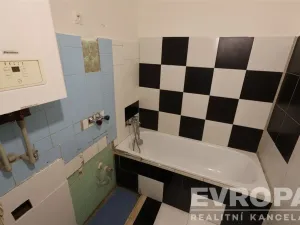 Prodej bytu 3+kk, Pardubice - Zelené Předměstí, Železničního pluku, 70 m2