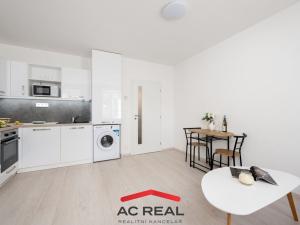 Prodej bytu 2+kk, Brno - Židenice, Šámalova, 42 m2